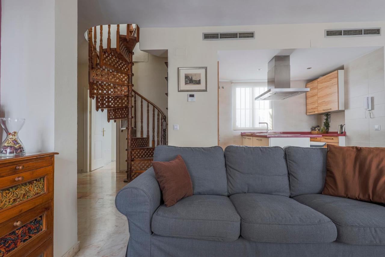 Fantastico Duplex 2 Terrazas 3 Habitaciones 2 Banos Sevilla Eksteriør billede